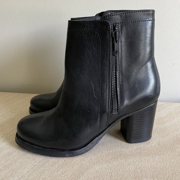 Frye Addie Booties - Picture 1 of 15
